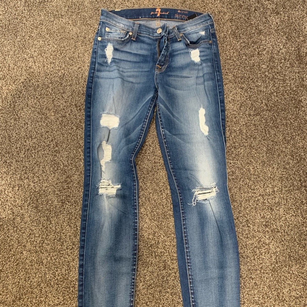 7 for All Mankind skinny Jeans. Size 26. Worn once.